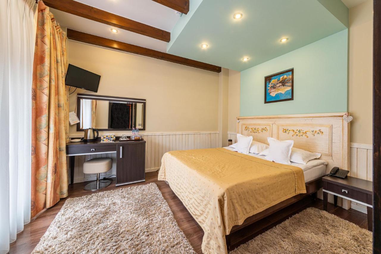 Casa Freya Hotel บุชเตนี ภายนอก รูปภาพ
