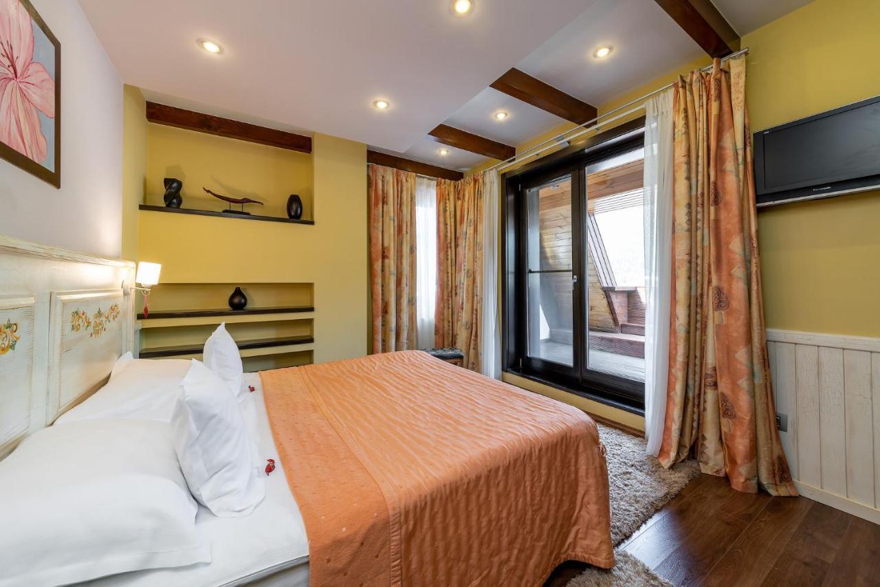 Casa Freya Hotel บุชเตนี ภายนอก รูปภาพ