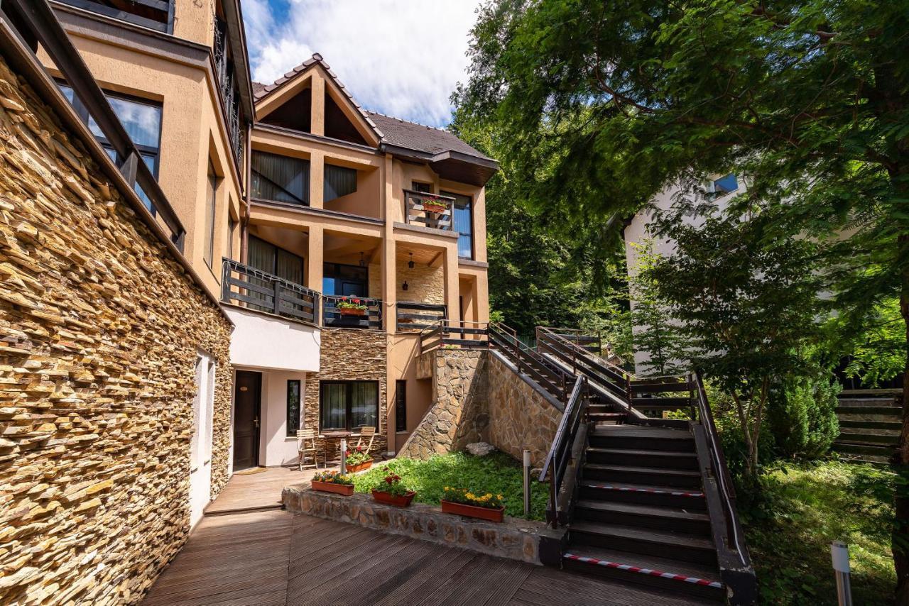 Casa Freya Hotel บุชเตนี ภายนอก รูปภาพ