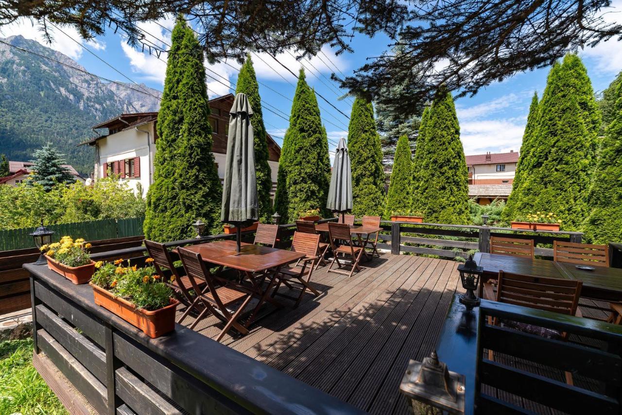 Casa Freya Hotel บุชเตนี ภายนอก รูปภาพ